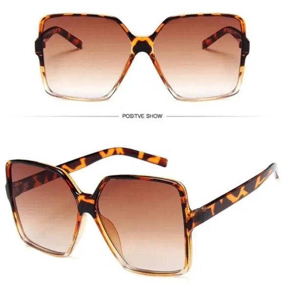 Posh Live Sunglasses Listing - Picture 6 of 8